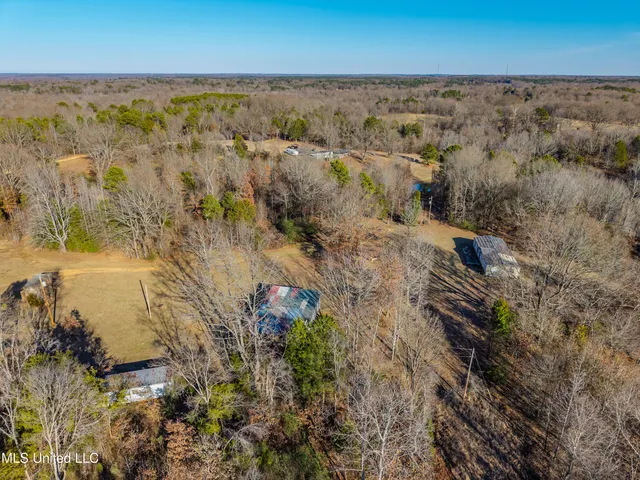 $375,000 | 8088 Pope Crowder Road, Pope, MS 38658