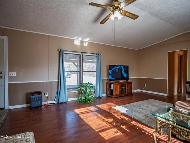 $375,000 | 8088 Pope Crowder Road, Pope, MS 38658