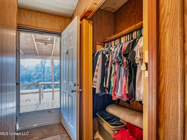 $375,000 | 8088 Pope Crowder Road, Pope, MS 38658