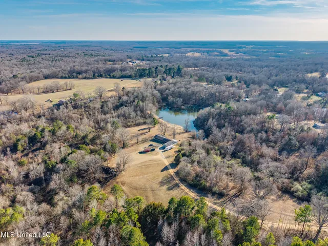 $375,000 | 8088 Pope Crowder Road, Pope, MS 38658