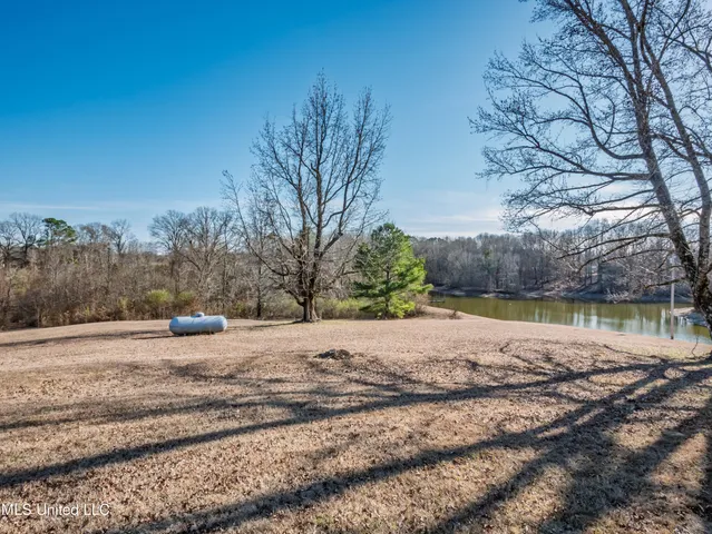 $375,000 | 8088 Pope Crowder Road, Pope, MS 38658