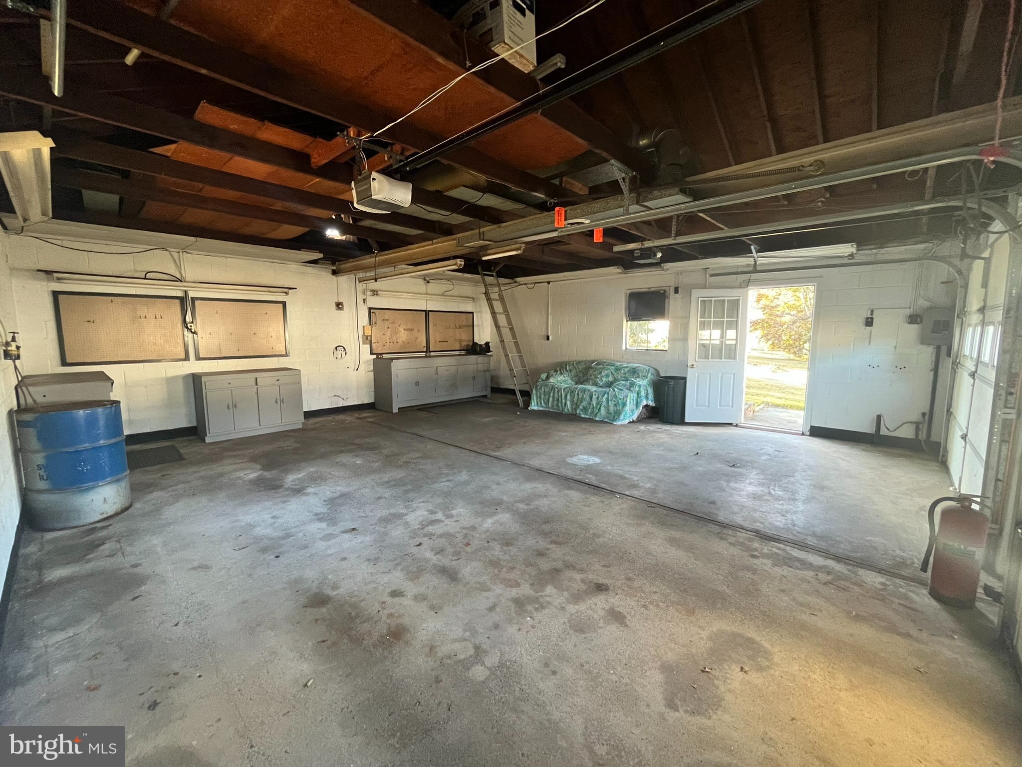 55 West Cohawkin Road Clarksboro, NJ 08020 - Photo 4 of 37 Inside of garage