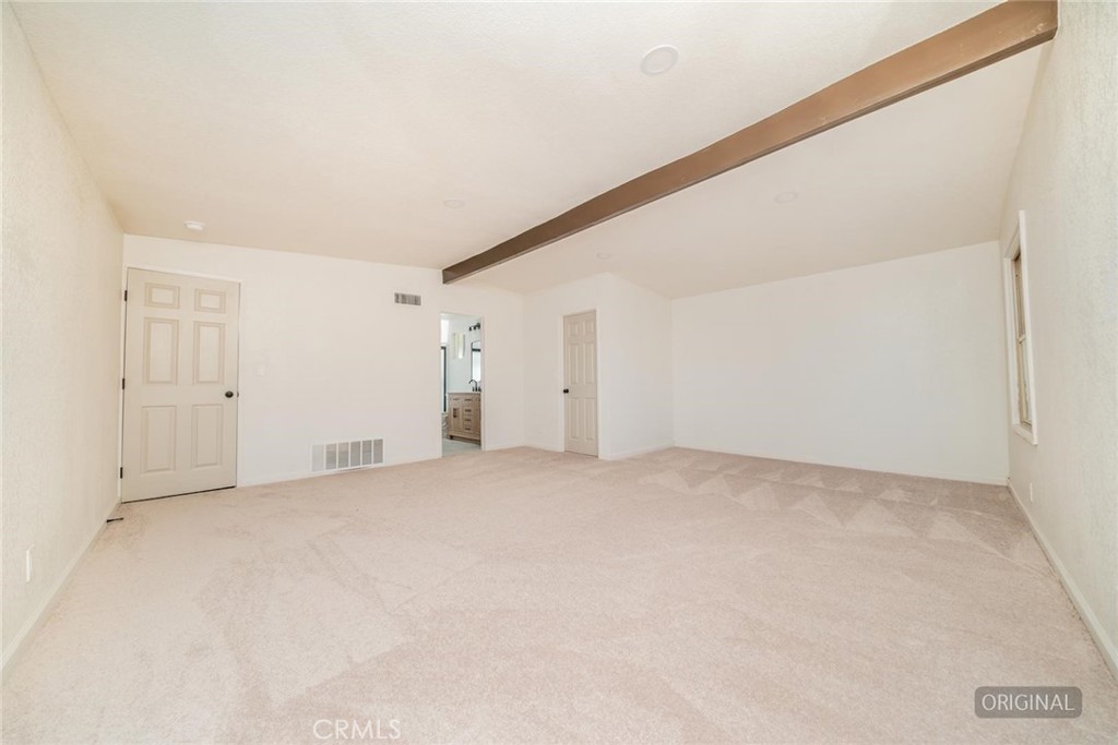 14387 Jicarilla Road Apple Valley, CA 92307 - Photo 17 of 24 Primary Suite