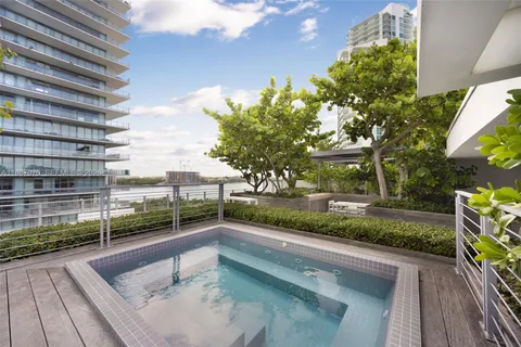 $7,500,000 | 801 South Pointe Drive, Unit PH602, Miami Beach, FL 33139