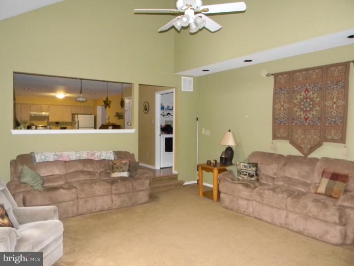 117 Oak Leaf Road Sicklerville, NJ 08081 - Photo 4 of 20