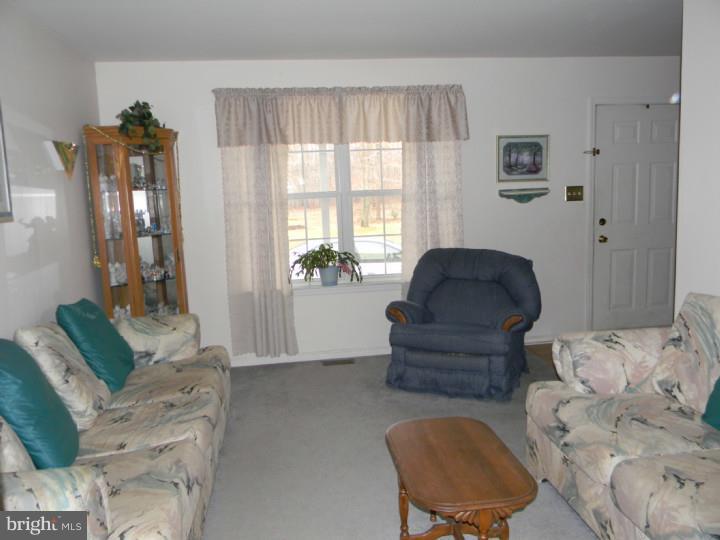 117 Oak Leaf Road Sicklerville, NJ 08081 - Photo 8 of 20