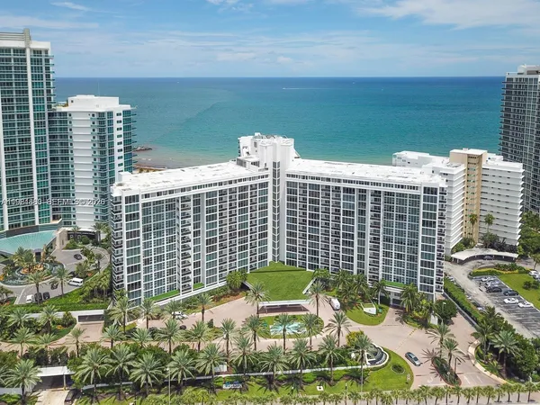 $4,200 | 10275 Collins Avenue, Unit 324, Bal Harbour, FL 33154