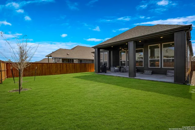 $3,000 | 5725 Huron Drive, New Braunfels, TX 78130