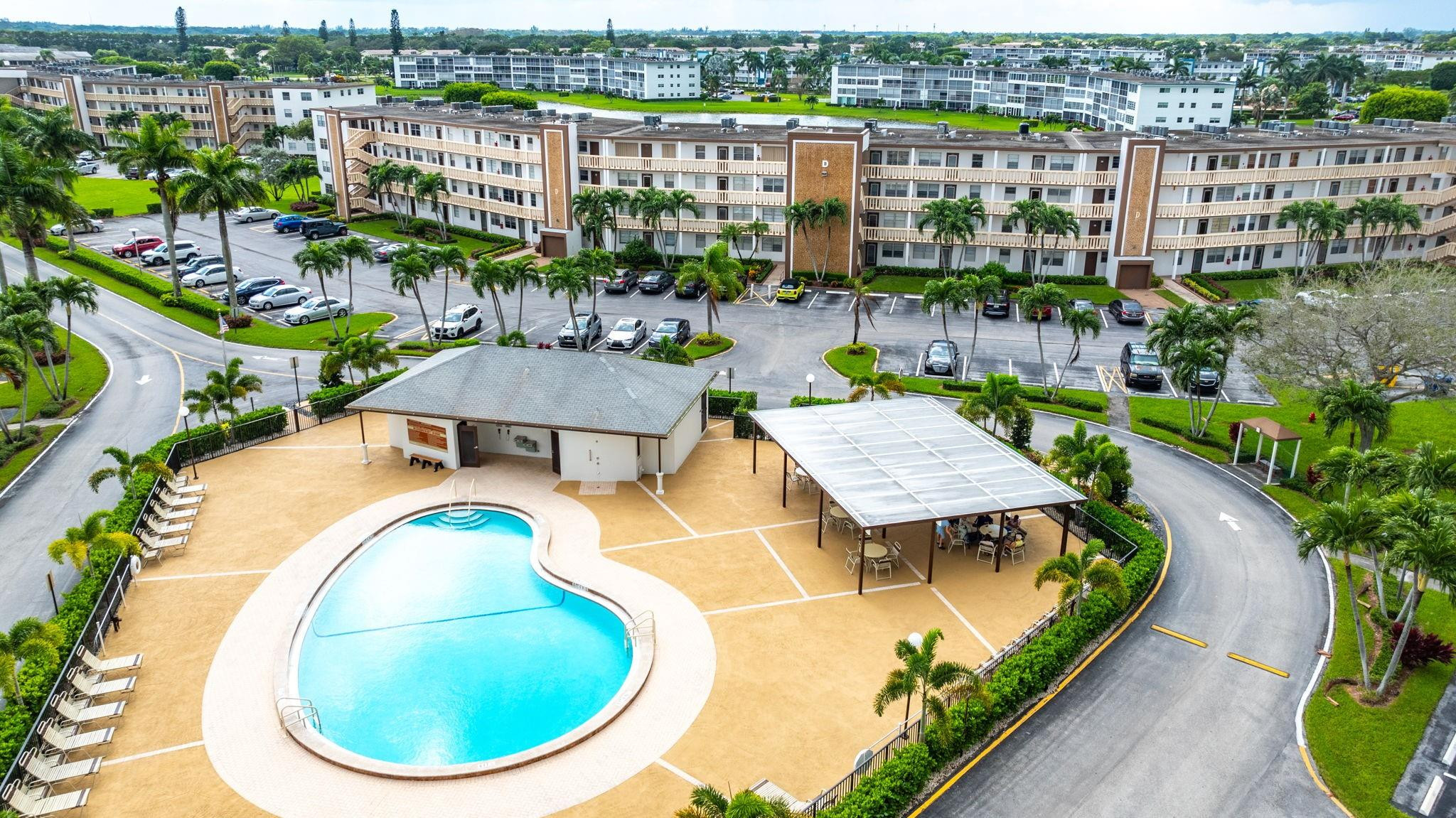 1069 Guildford East, Unit 1069 Boca Raton, FL 33434 - Photo 35 of 82 Photo 35