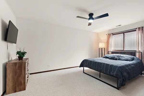 $239,900 | 15724 Brassie Court, Unit 2N, Orland Park, IL 60462