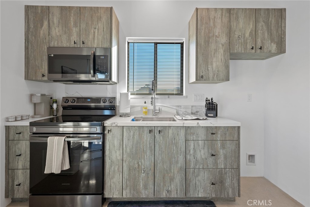 4525 Lookout Road Landers, CA 92285 - Photo 7 of 17 Gallery Image 7