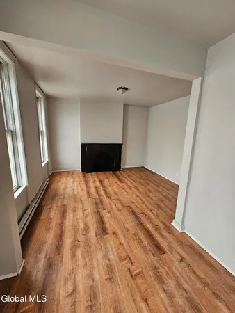 $1,500 | 119 Grand Street, Unit 2, Albany, NY 12202