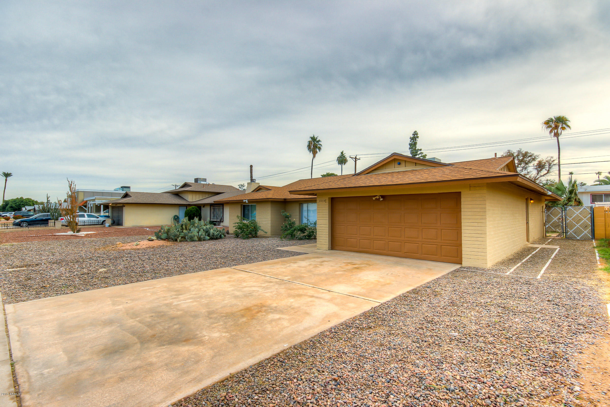3939 West Bethany Home Road Phoenix, AZ 85019 - Photo 1 of 36 Front (1)