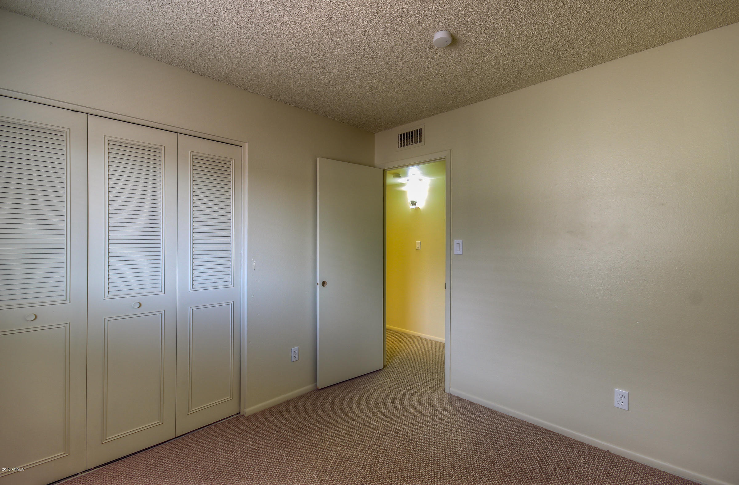 3939 West Bethany Home Road Phoenix, AZ 85019 - Photo 20 of 36 Additional Bedrooms (4)