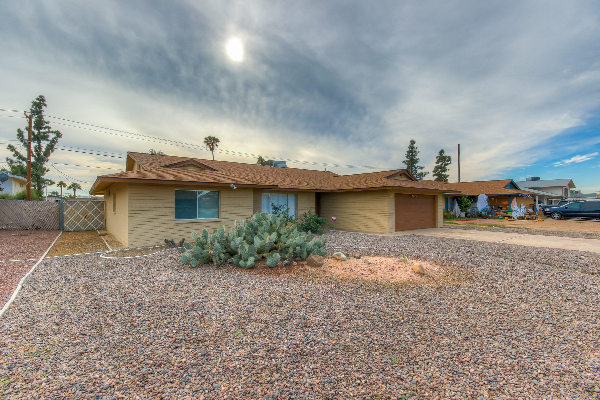 3939 West Bethany Home Road Phoenix, AZ 85019 - Photo 3 of 36 Front (3)
