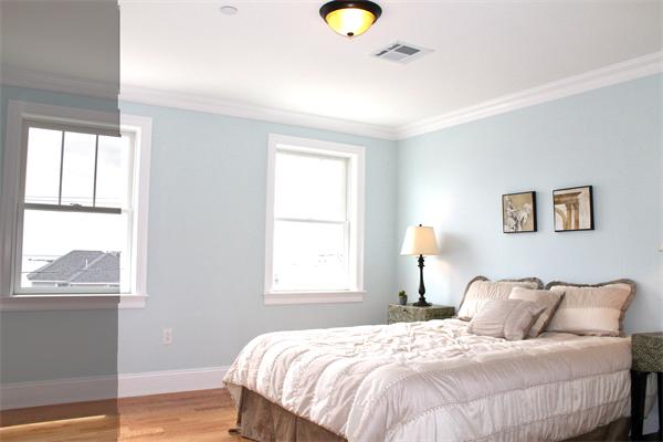 153 Jericho Road, Unit 1 Scituate, MA 02066 - Photo 18 of 26 a bedroom with a bed and a window