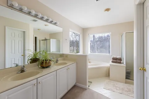 $664,900 | 6953 Harpeth Glen Trace, Nashville, TN 37221