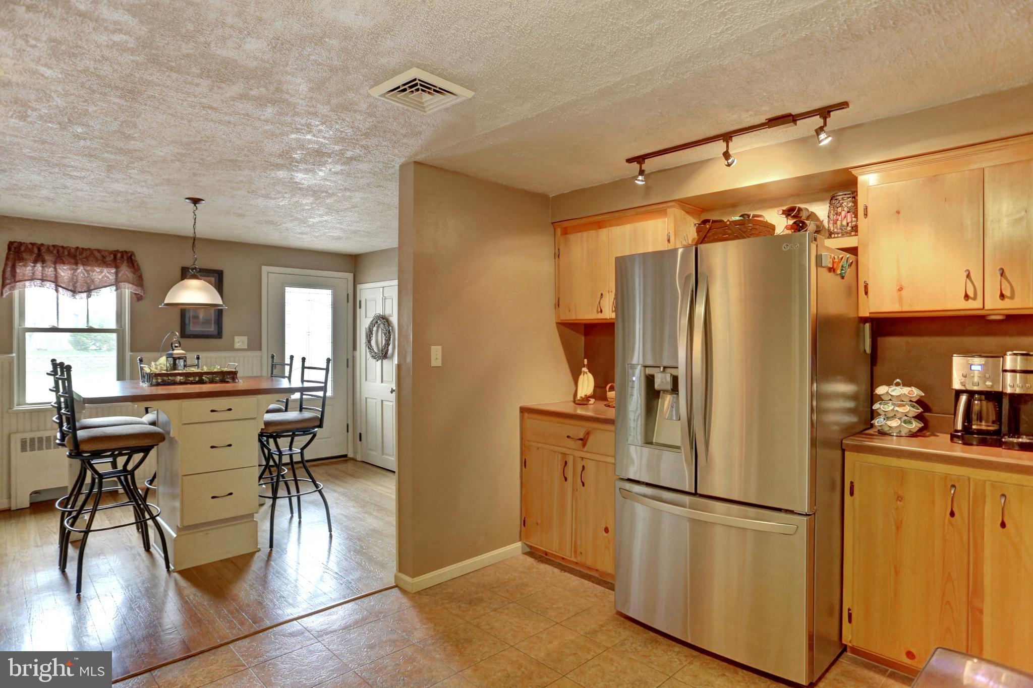 112 Forge Road Boiling Springs, PA 17007 - Photo 10 of 36 Gallery Image 10