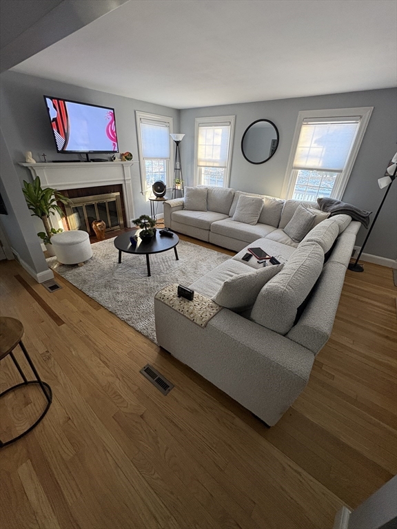 40 Shattuck Park Road Norwood, MA 02062 - Photo 3 of 16