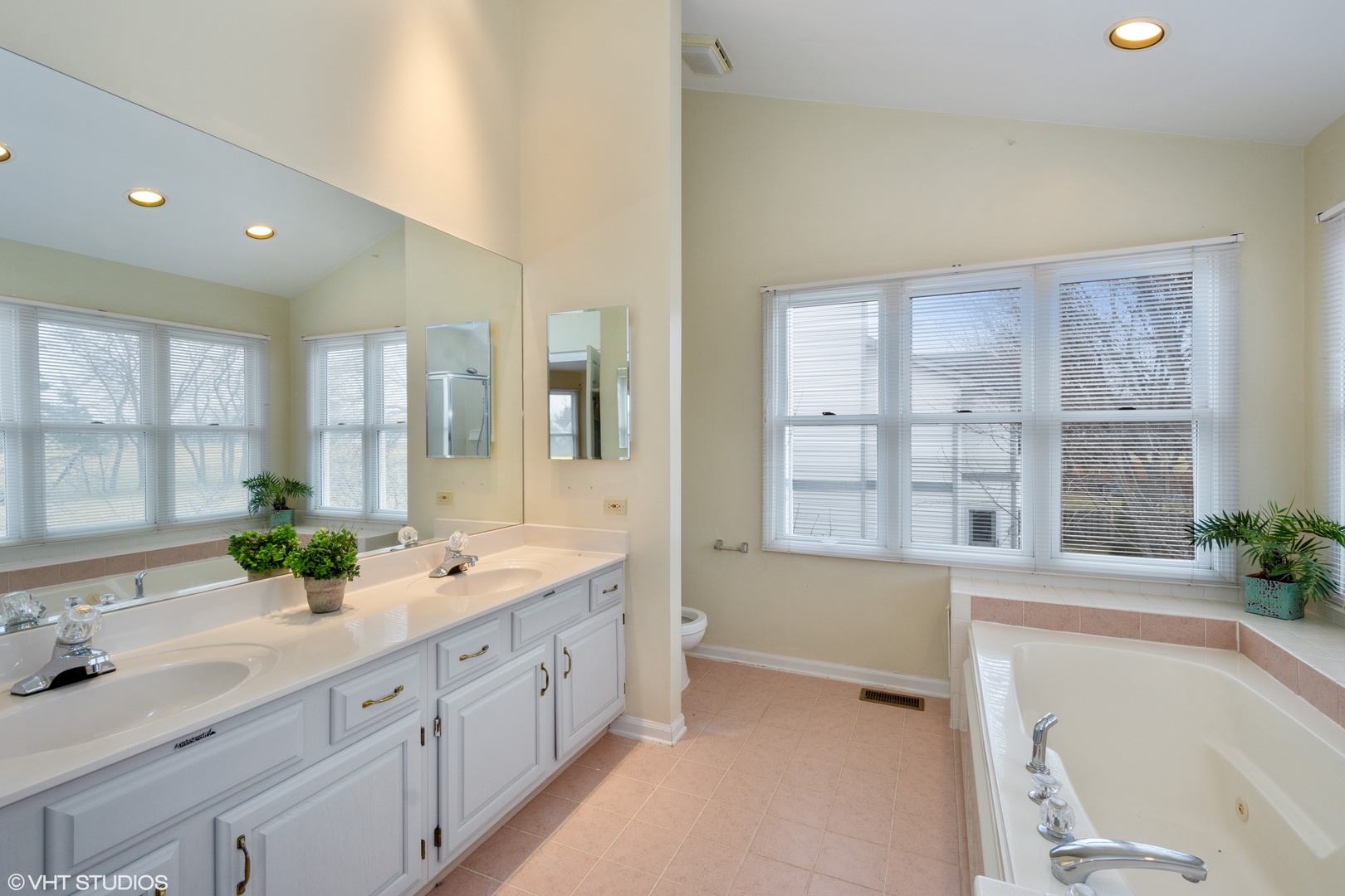 1165 Berkley Road Lake Zurich, IL 60047 - Photo 14 of 29