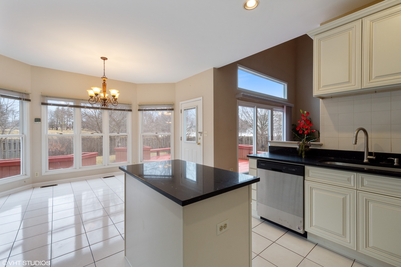 1165 Berkley Road Lake Zurich, IL 60047 - Photo 6 of 29