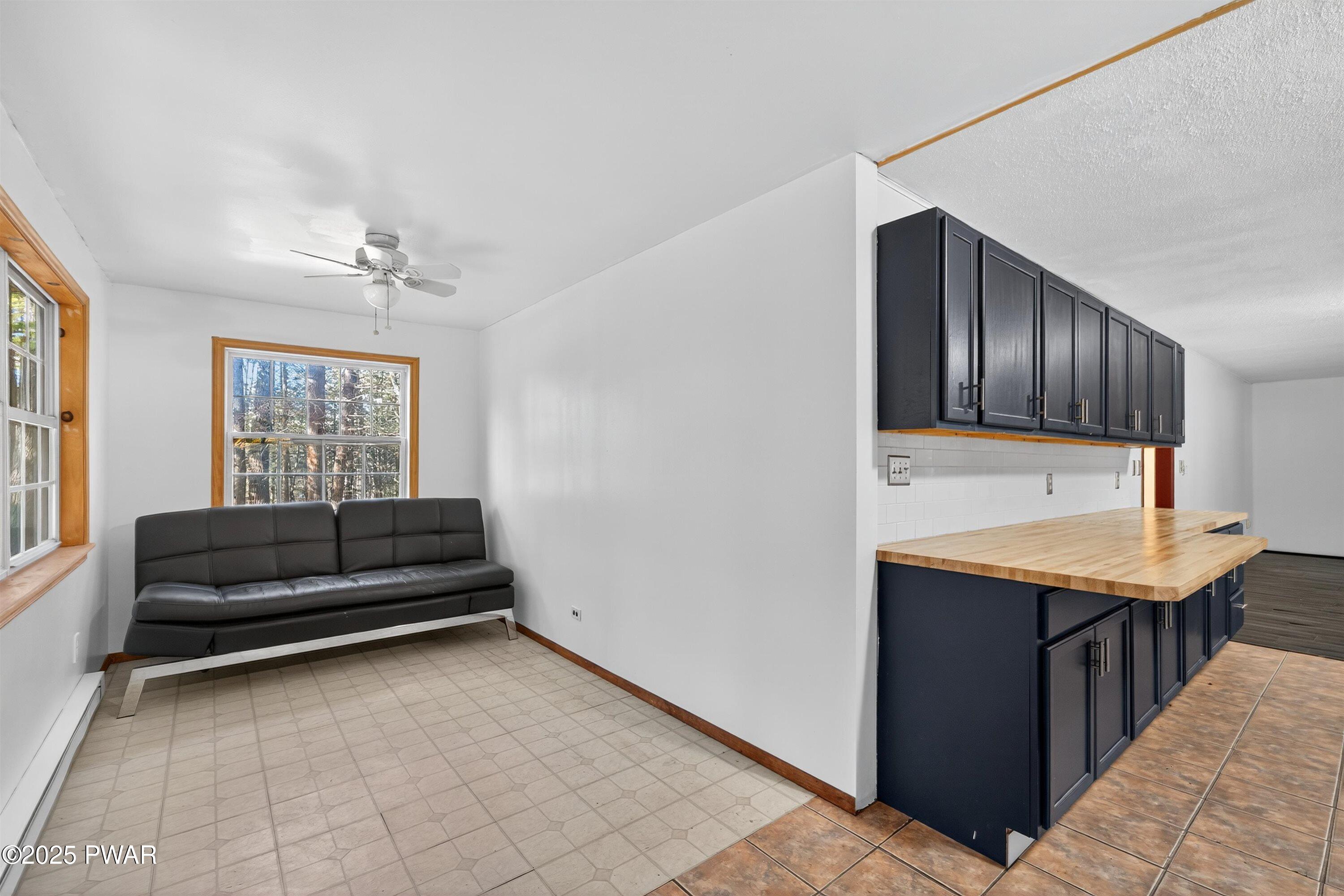 108 Hickory Road Dingmans Ferry, PA 18328 - Photo 14 of 25 14-HTV3014