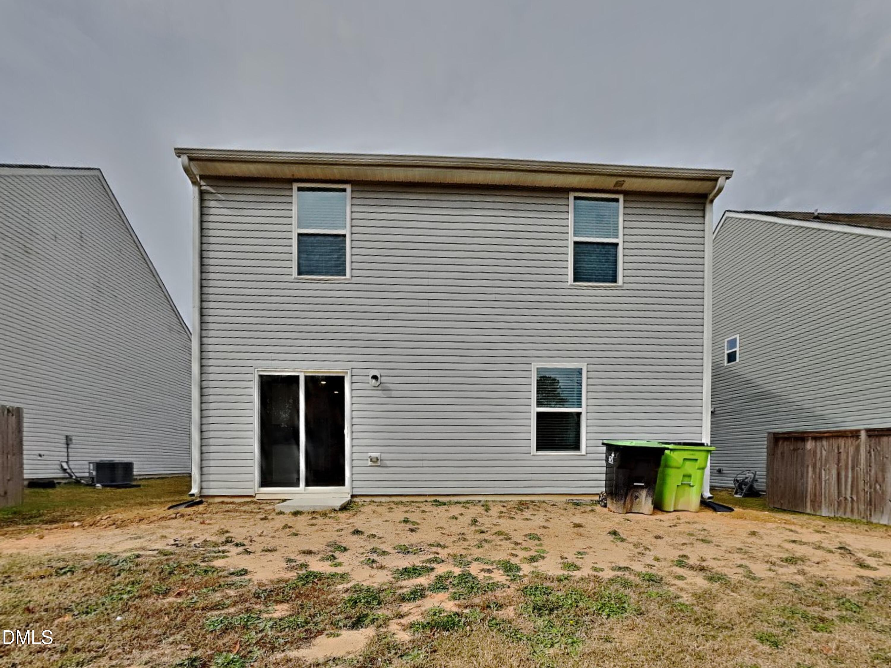 784 Frosty Way Zebulon, NC 27597 - Photo 15 of 15 a backyard of a house