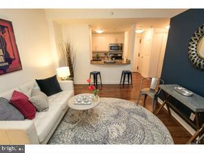 219 South 18th Street, Unit 804 Philadelphia, PA 19103 - Photo 15 of 17