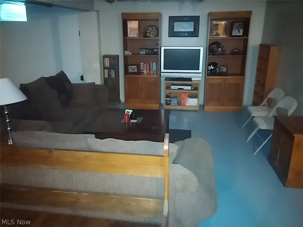 4621 Pleasant Hills Road Northwest Canton, OH 44708 - Photo 17 of 21 Gallery Image 17