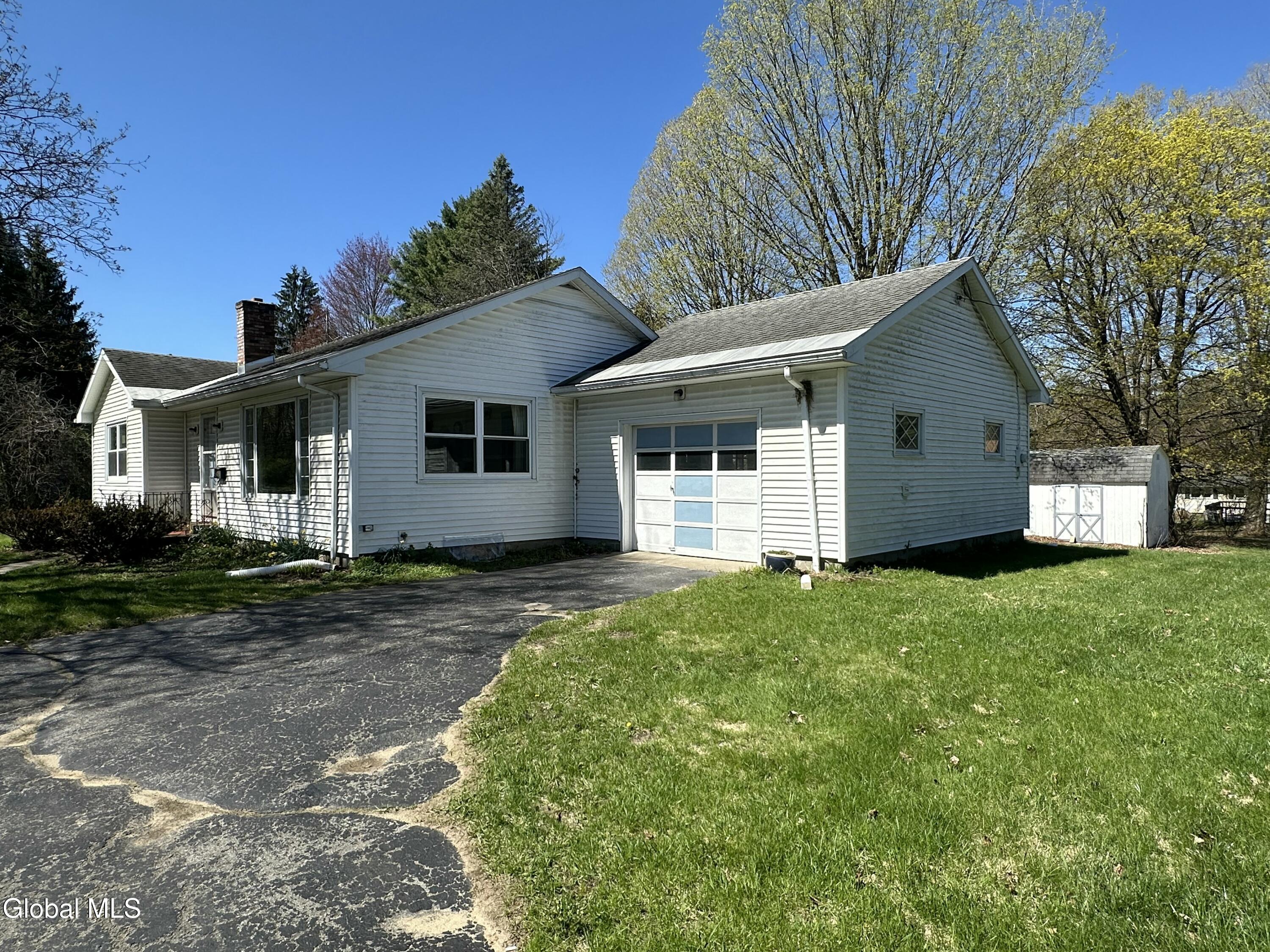 427 Ridge Road Queensbury, NY 12804 - Photo 12 of 34 IMG_2616