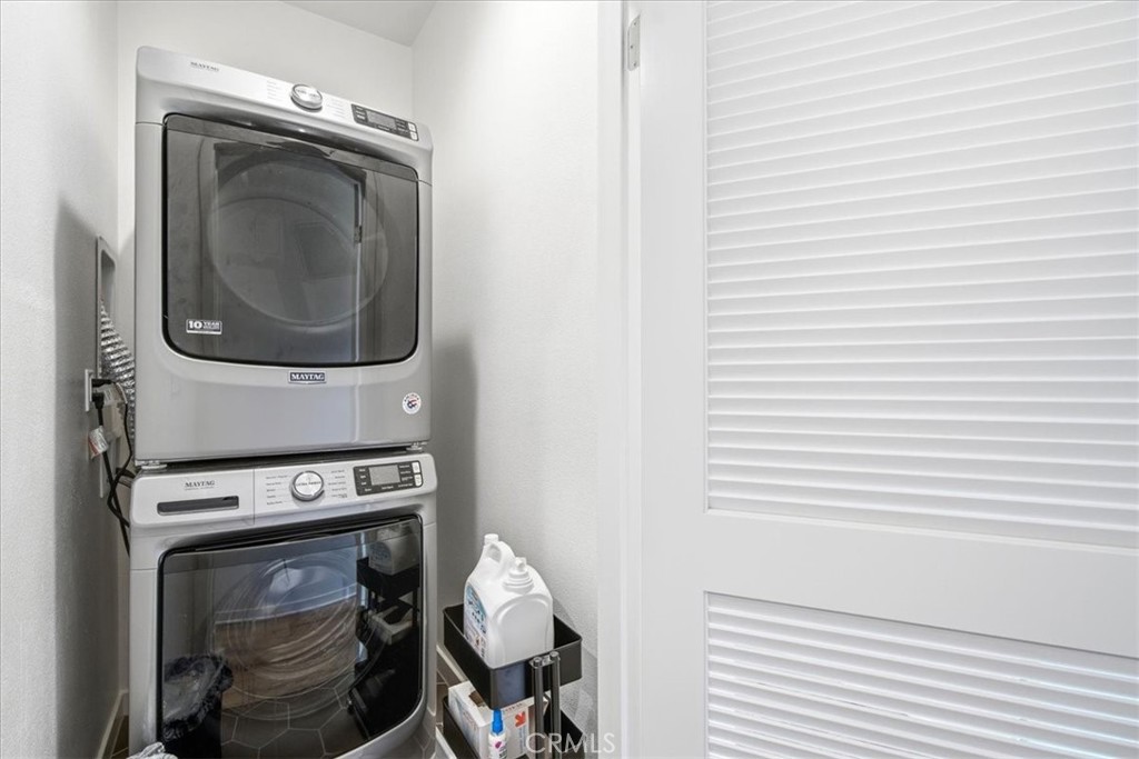 608 Shadowbrook Lake Forest, CA 92610 - Photo 33 of 45