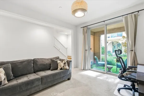 $1,049,900 | 608 Shadowbrook, Lake Forest, CA 92610