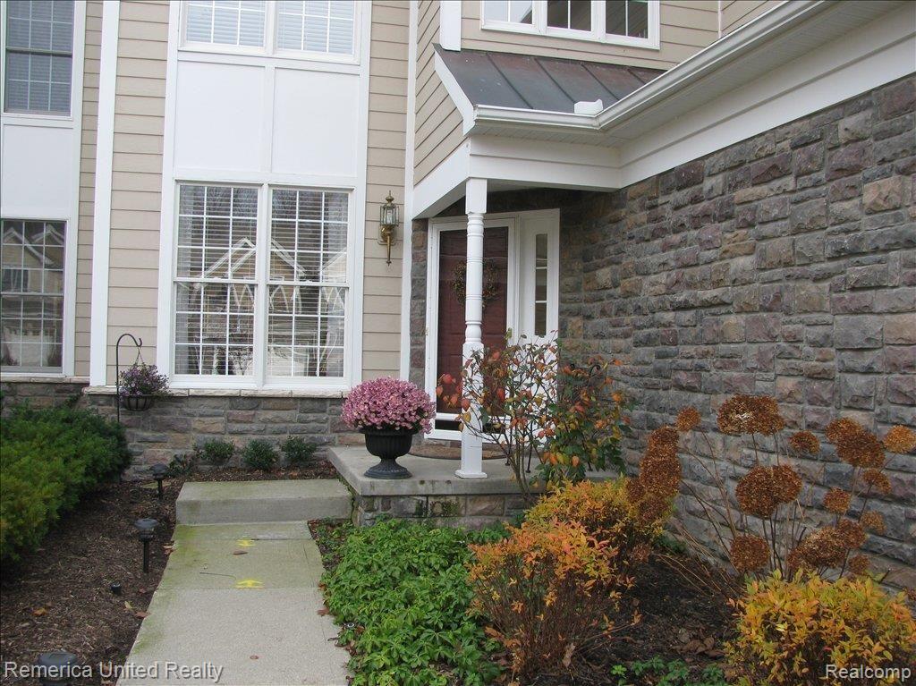 49671 Timber Trail, Unit 11 Novi, MI 48374 - Photo 20 of 24 Entrance (1)