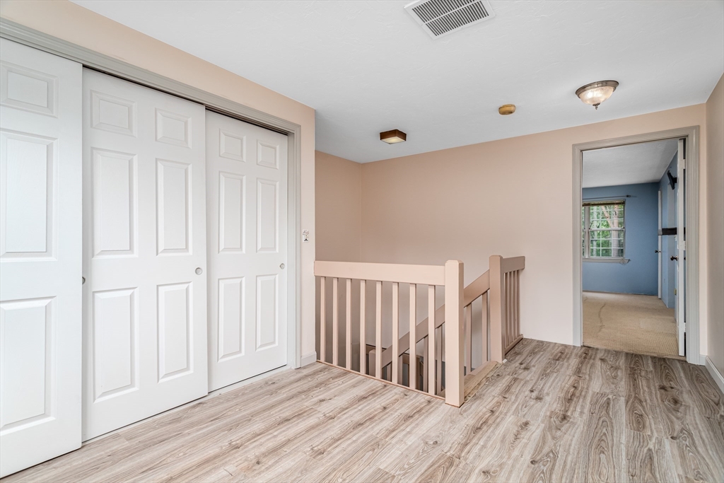 706 Ridgefield Circle, Unit C Clinton, MA 01510 - Photo 10 of 26 Gallery Image 10