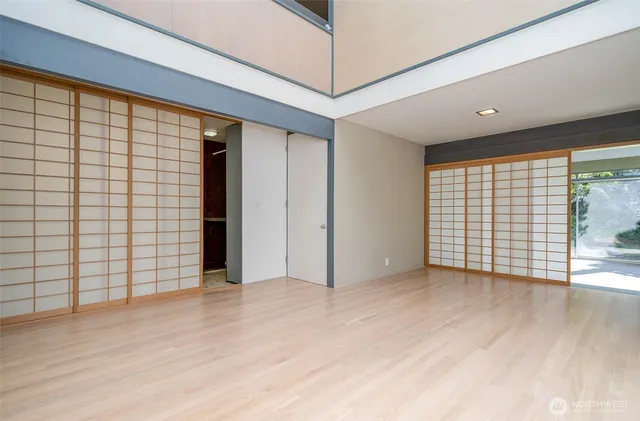 $5,500 | 2343 Northwest 94th Street, Seattle, WA 98117