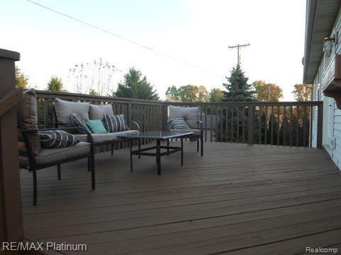 4907 Pingree Road Howell, MI 48843 - Photo 5 of 23 Tons of Space for Entertaining.jpg