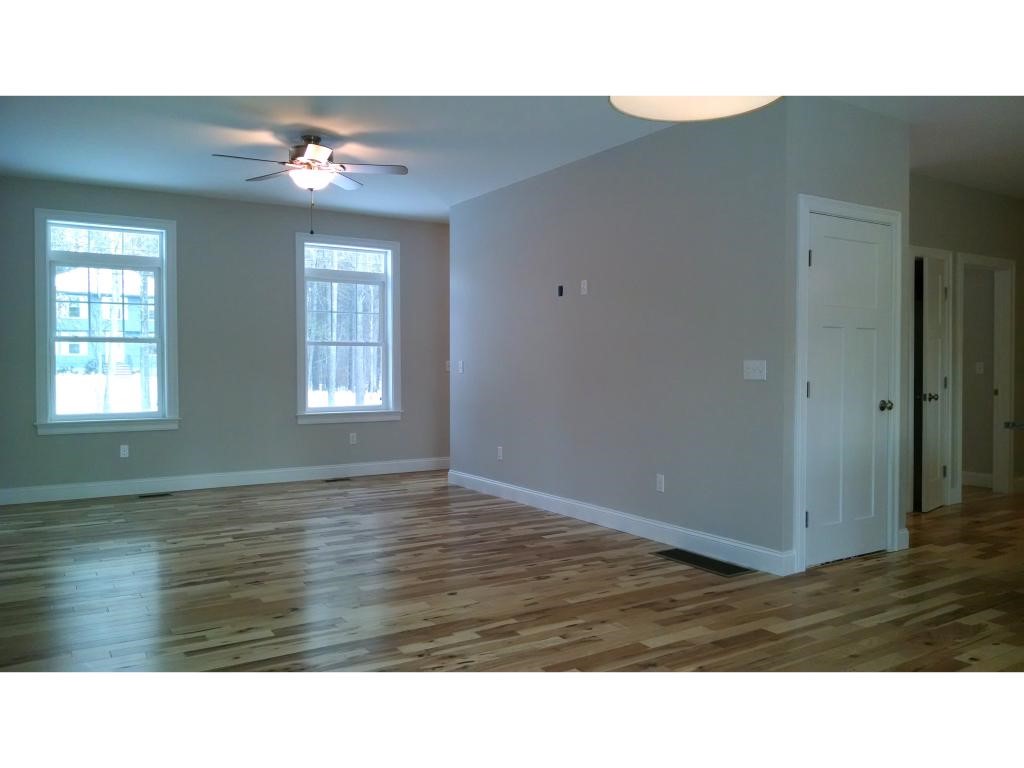 476 Tolend Road Dover, NH 03820 - Photo 5 of 26