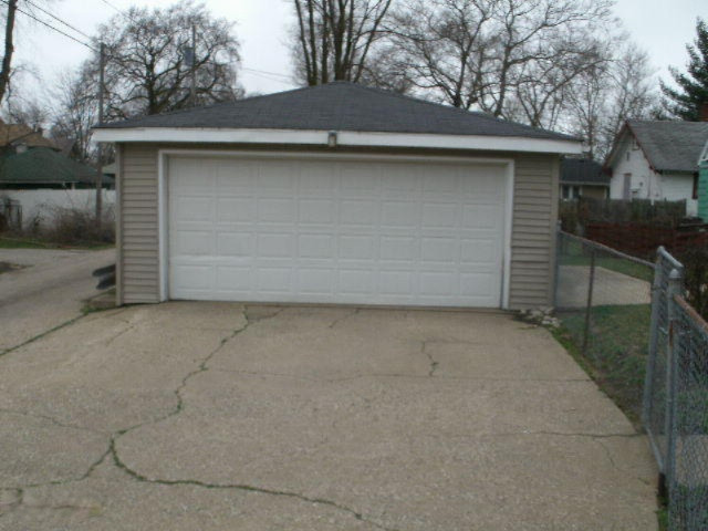 782 Territorial Road Benton Harbor, MI 49022 - Photo 4 of 20 GEDC0374