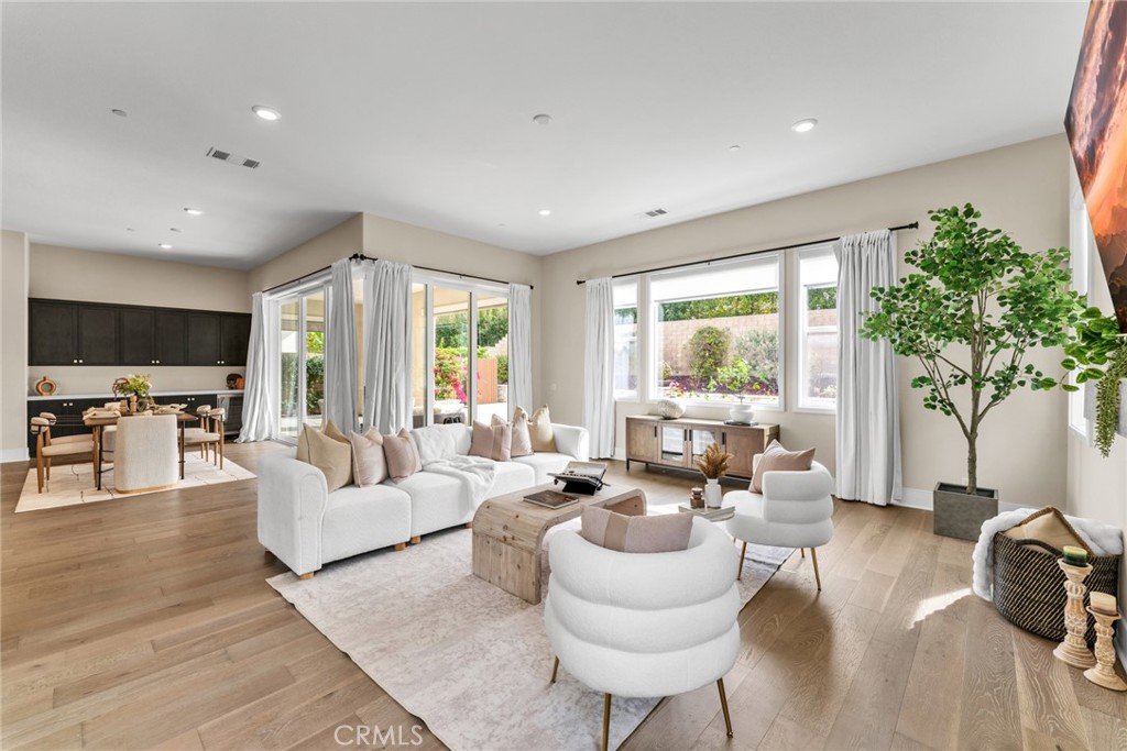 114 Crossover Irvine, CA 92618 - Photo 14 of 51