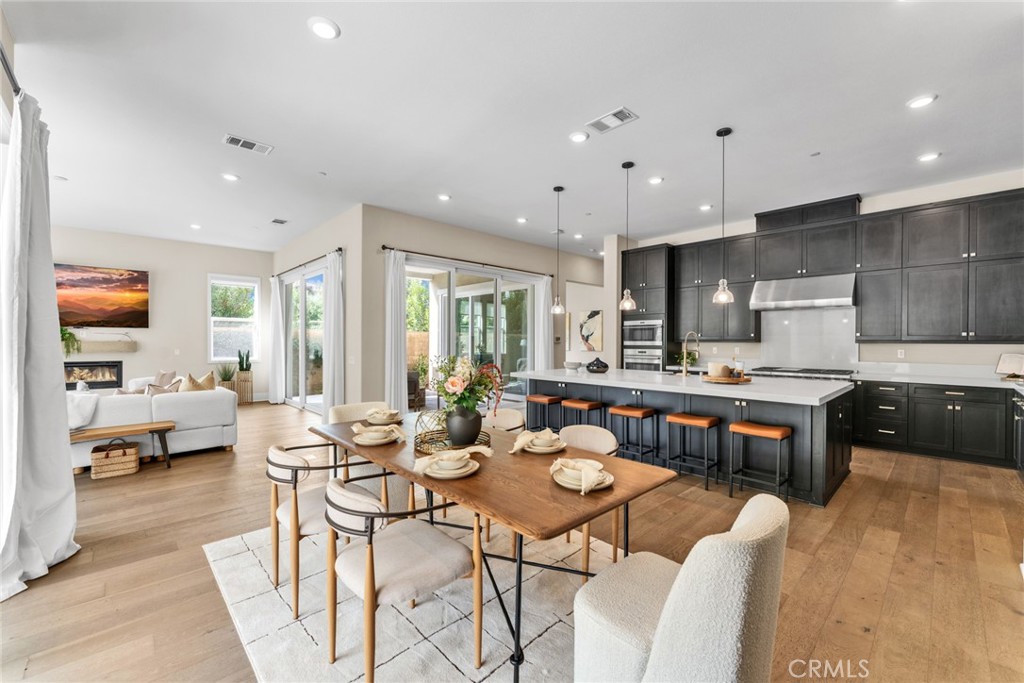 114 Crossover Irvine, CA 92618 - Photo 17 of 51