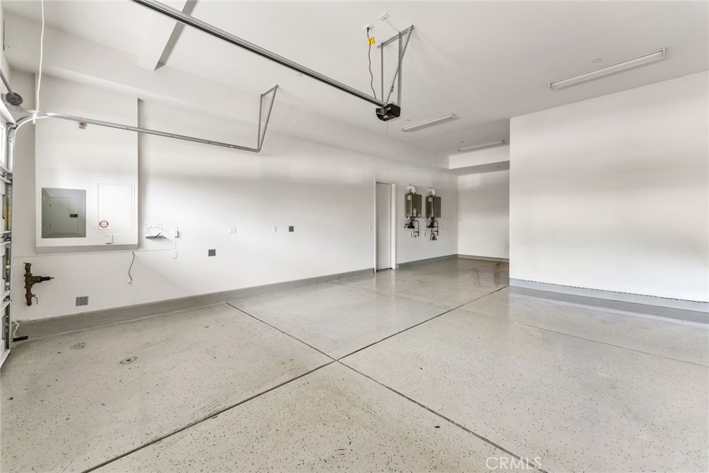 114 Crossover Irvine, CA 92618 - Photo 20 of 51