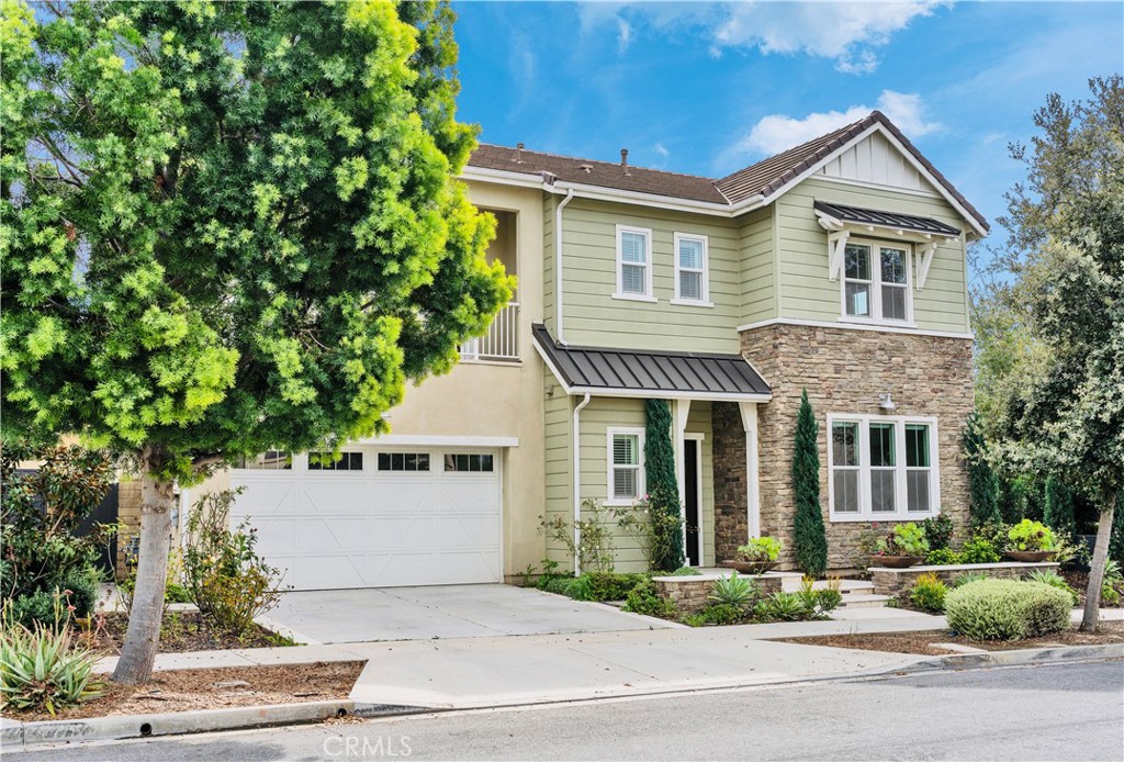 114 Crossover Irvine, CA 92618 - Photo 2 of 51