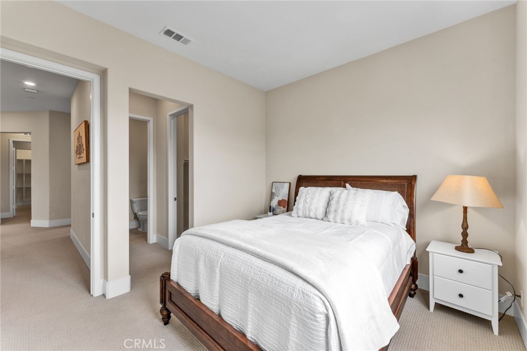 114 Crossover Irvine, CA 92618 - Photo 32 of 51