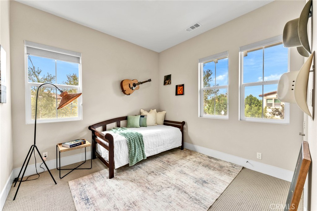 114 Crossover Irvine, CA 92618 - Photo 35 of 51