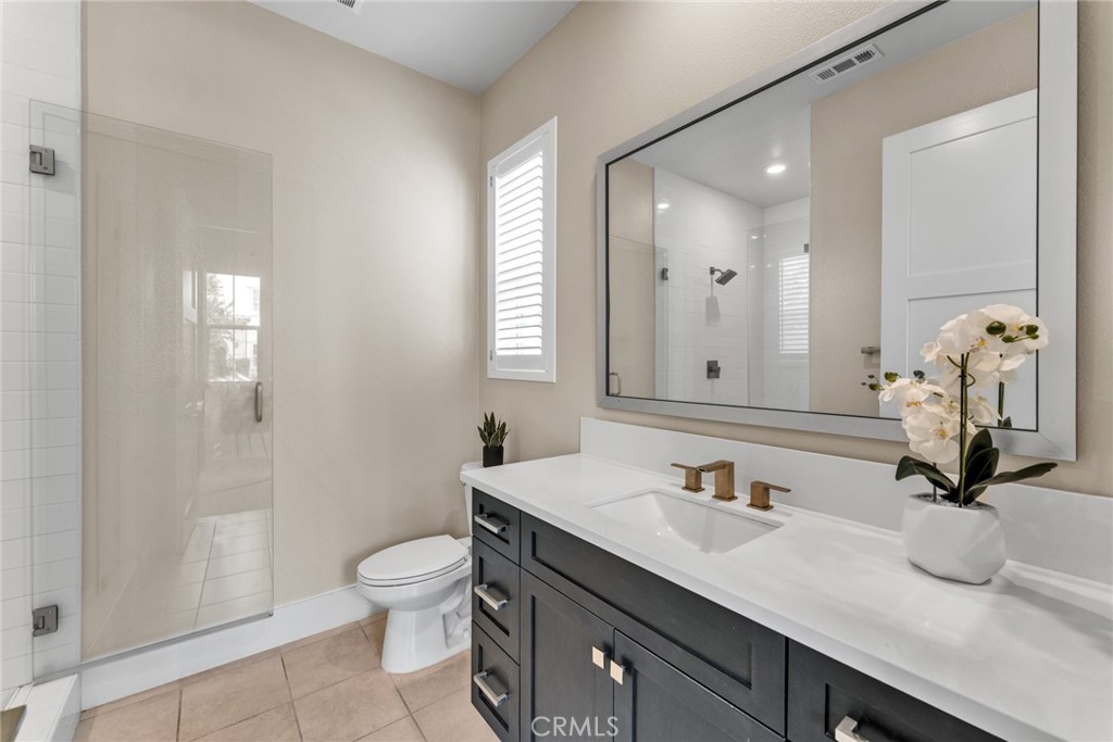 114 Crossover Irvine, CA 92618 - Photo 8 of 51