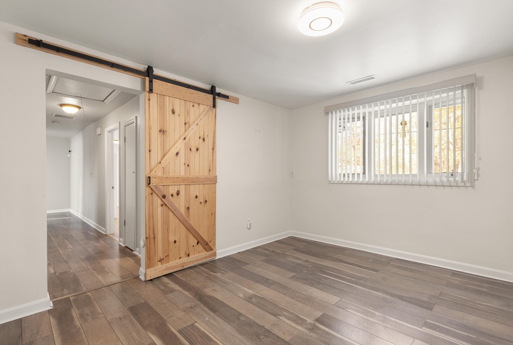 24 Algonquin Road Chelmsford, MA 01824 - Photo 11 of 19