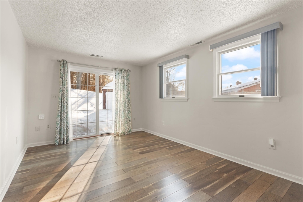 24 Algonquin Road Chelmsford, MA 01824 - Photo 15 of 19