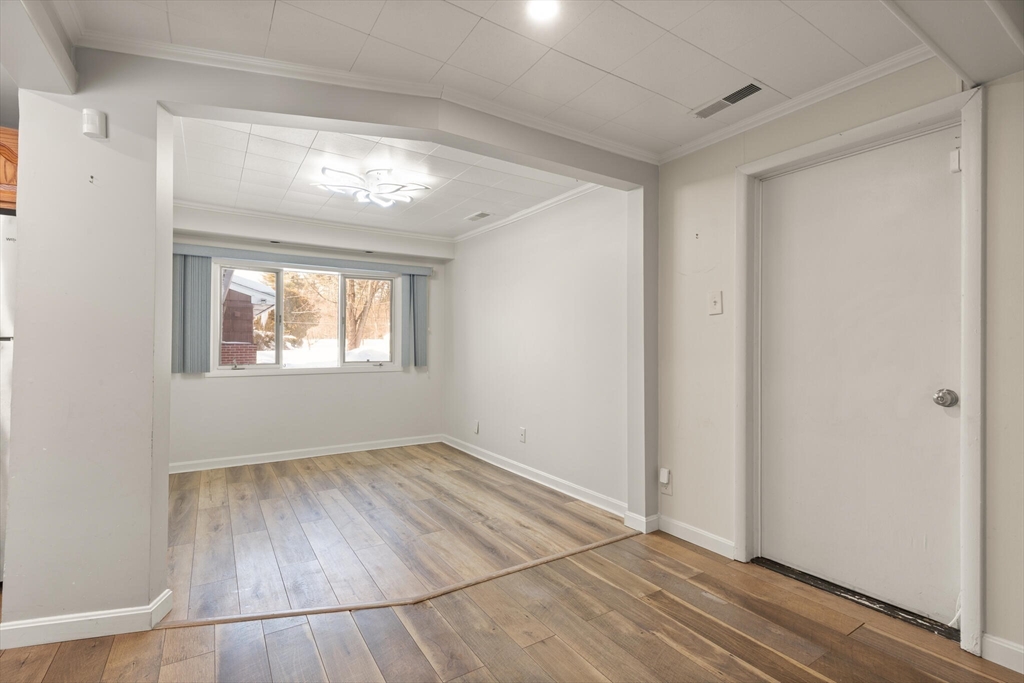 24 Algonquin Road Chelmsford, MA 01824 - Photo 8 of 19