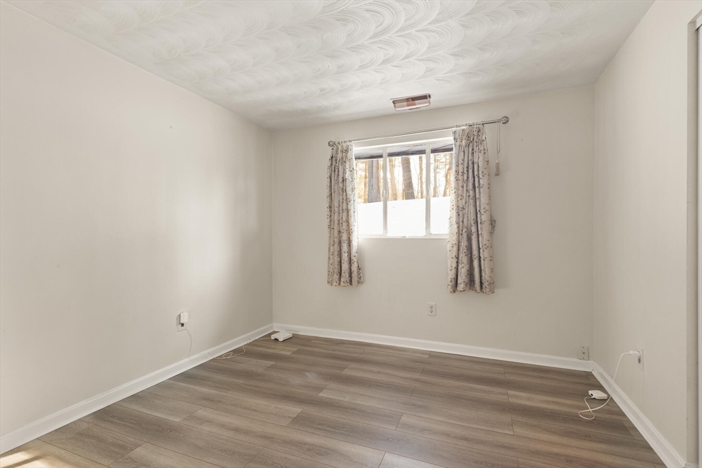 24 Algonquin Road Chelmsford, MA 01824 - Photo 9 of 19