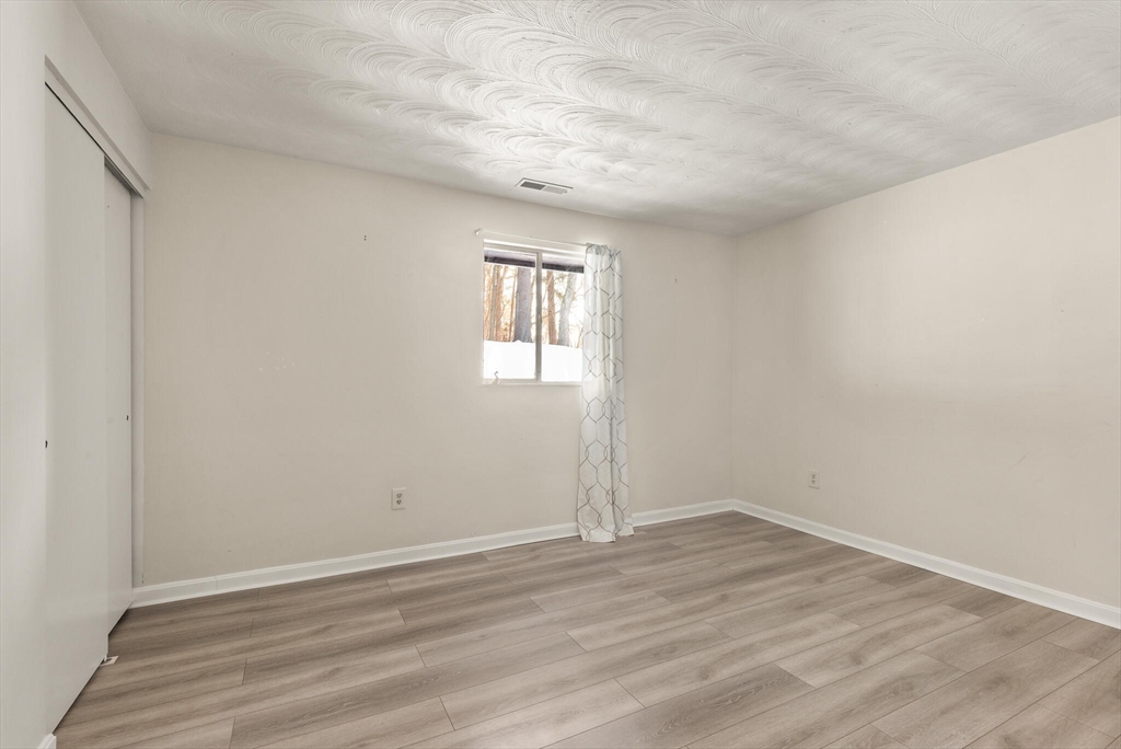 24 Algonquin Road Chelmsford, MA 01824 - Photo 10 of 19